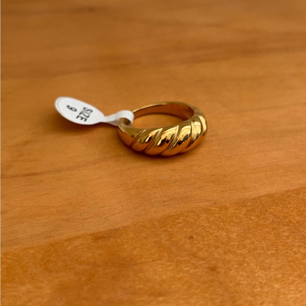 Gold-Tone Cropped Dome Ring